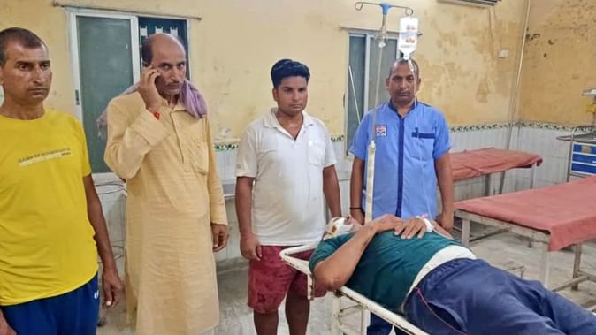 gopalganj-crime-deadly-attack-on-dial-112-driver-miscreants-absconded-after-shooting-there-was-a_a276a1c7e9ffee0cf9410da1d73fade8
