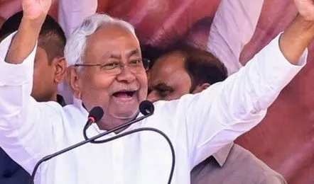 nitish-kumar-independence-day_V_jpg--442x260-4g